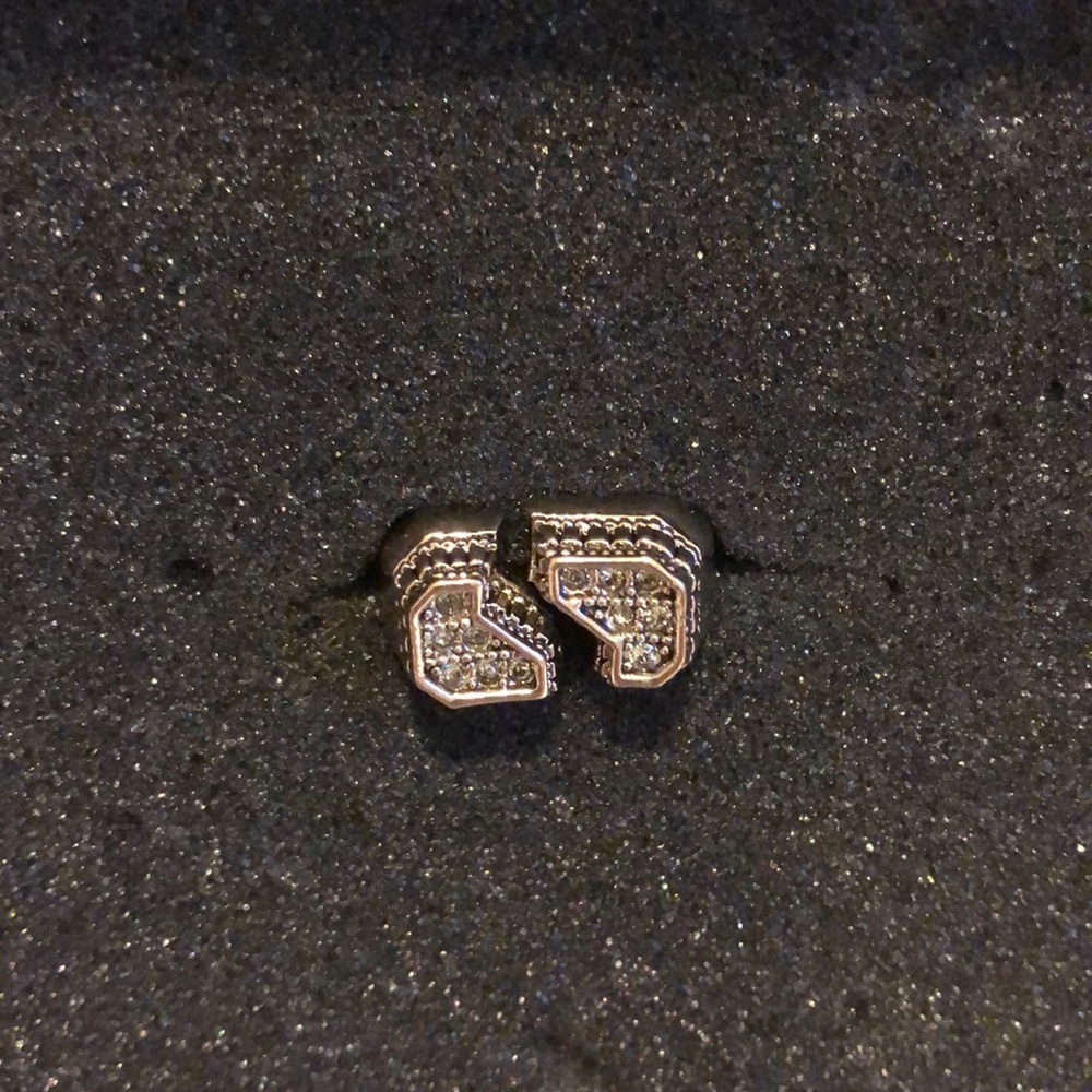 Jewelmint ring